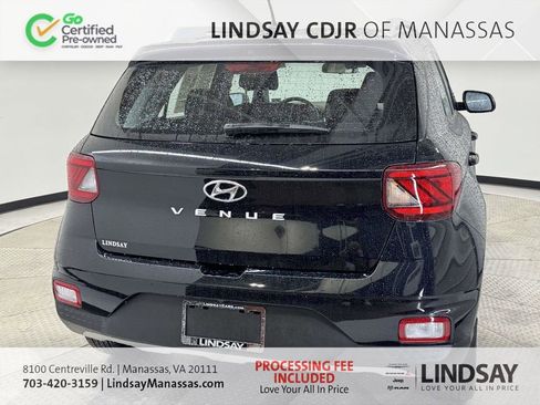 Used 2024 Hyundai Venue SEL image 9