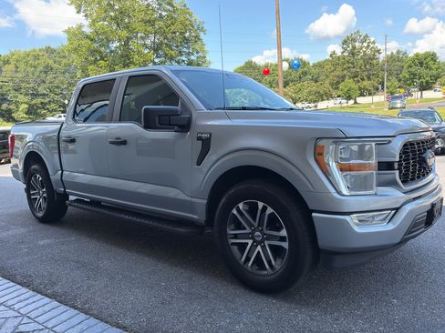 Used 2021 Ford F150 XL w/ STX Appearance Package RWD image 2