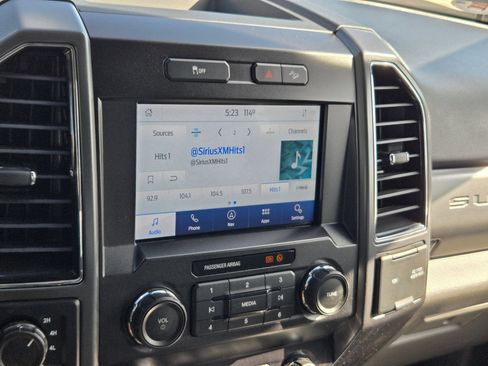 Used 2022 Ford F250 XLT w/ XLT Premium Package AWD/4WD image 15
