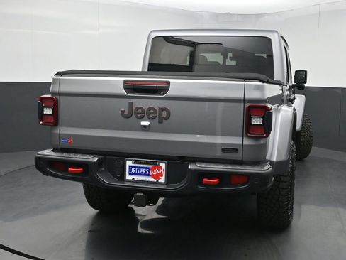Used 2020 Jeep Gladiator Rubicon AWD/4WD image 42