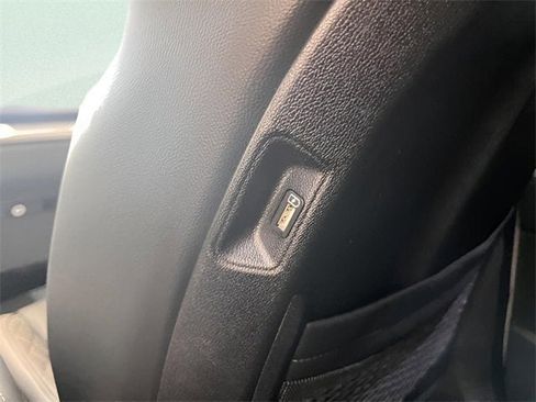 Used 2023 Kia Sorento SX image 27