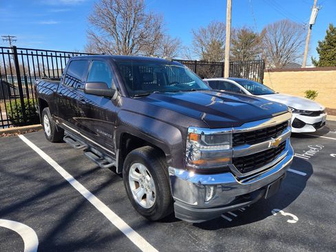 Used 2016 Chevrolet Silverado 1500 LT w/ All Star Edition AWD/4WD image 4