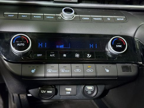 Certified 2023 Hyundai Elantra SEL w/ Convenience Package image 10