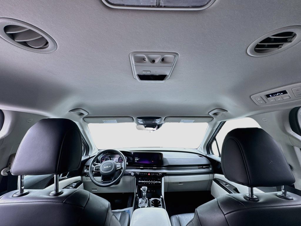 Certified 2024 Kia Carnival EX FWD image 37