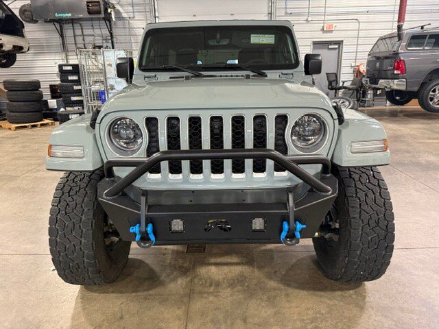 Used 2023 Jeep Wrangler Unlimited Sahara w/ Dual Top Group AWD/4WD image 43