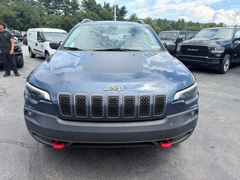 Used 2019 Jeep Cherokee Trailhawk w/ Comfort/Convenience Group AWD/4WD image 4
