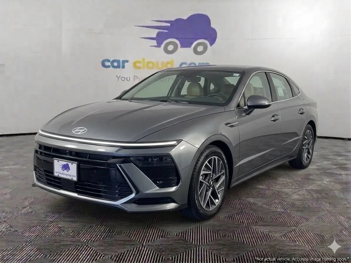 Used 2025 Hyundai Sonata SEL FWD image 1