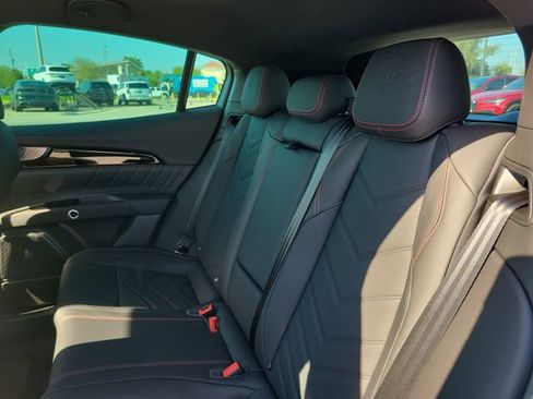 New 2026 Maserati Grecale Modena image 12