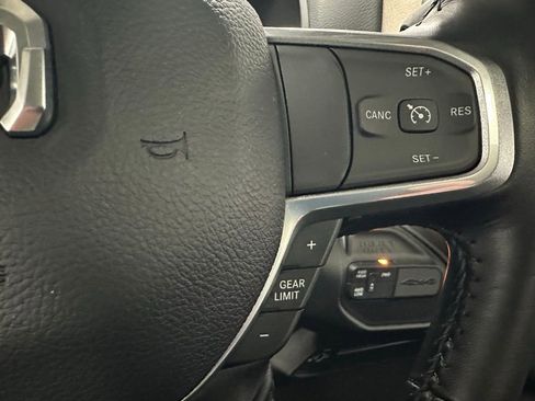 Used 2024 RAM 2500 Laramie image 20