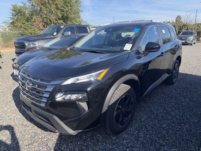 Used 2024 Nissan Rogue SV