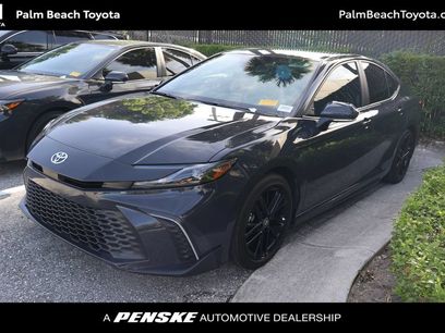 Used 2025 Toyota Camry SE w/ Convenience Package
