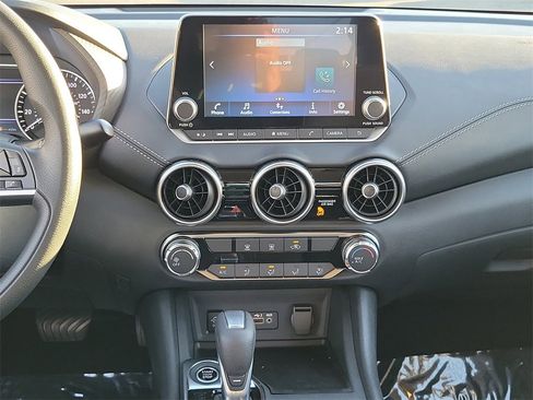 New 2025 Nissan Sentra SV image 9