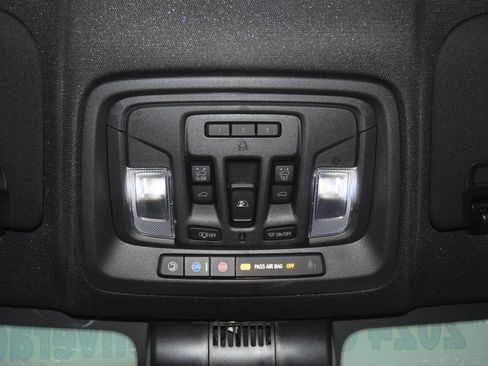 Used 2024 Chevrolet Silverado 1500 High Country w/ High Country Premium Package AWD/4WD image 56