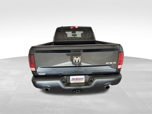 Used 2018 RAM 1500 Express AWD/4WD image 6