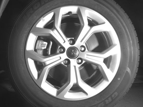 Used 2025 Jeep Compass Latitude AWD/4WD image 12