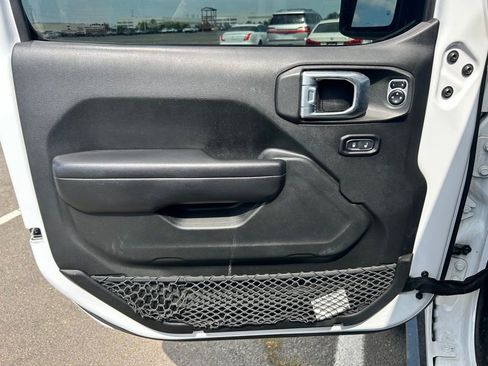 Used 2018 Jeep Wrangler Unlimited Sport S AWD/4WD image 20