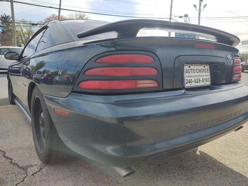 Used 1994 Ford Mustang GT image 28