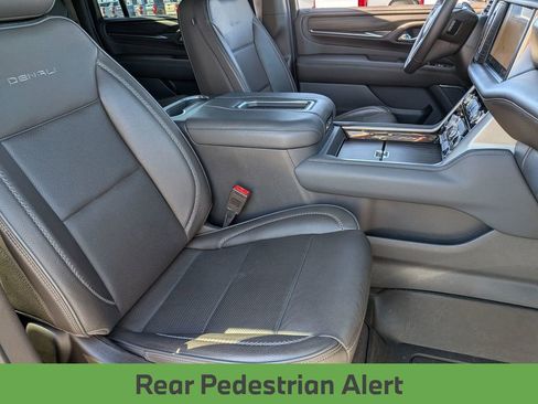 Used 2021 GMC Yukon XL Denali RWD image 20