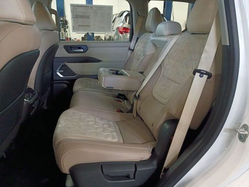 New 2026 Nissan Armada Platinum image 18