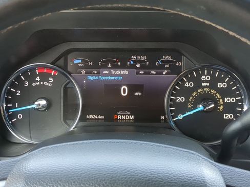 Used 2022 Ford F350 Platinum image 23