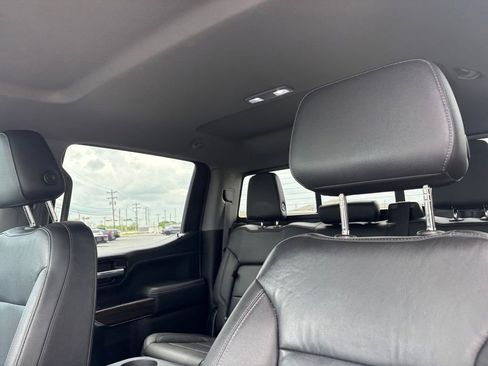 Used 2021 Chevrolet Silverado 1500 LT Trail Boss w/ Convenience Package II AWD/4WD image 11