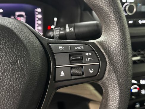 Used 2024 Honda Accord EX image 19