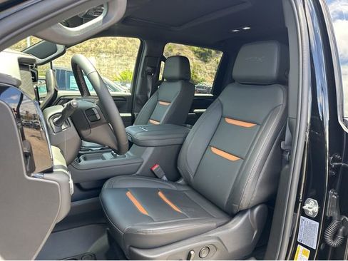 New 2025 GMC Sierra 2500 AT4 w/ AT4 Premium Plus Package image 24