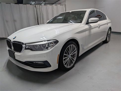 Used 2018 BMW 530i xDrive image 5