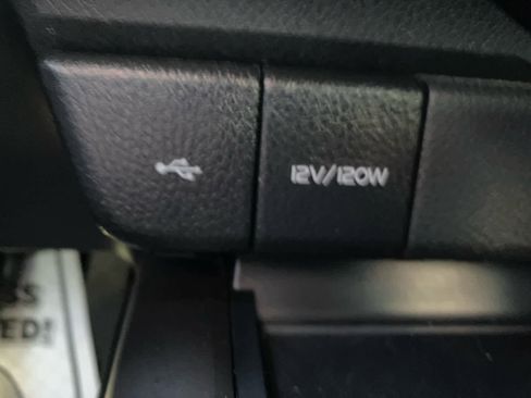 Used 2024 Toyota Camry SE image 22