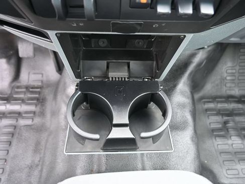 Used 2014 Ford F550 2WD Crew Cab Super Duty image 11