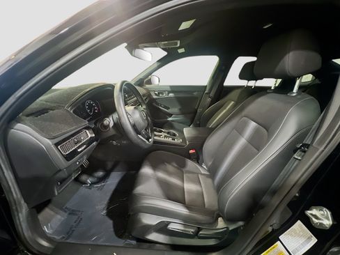 Used 2025 Honda Civic Sport image 14