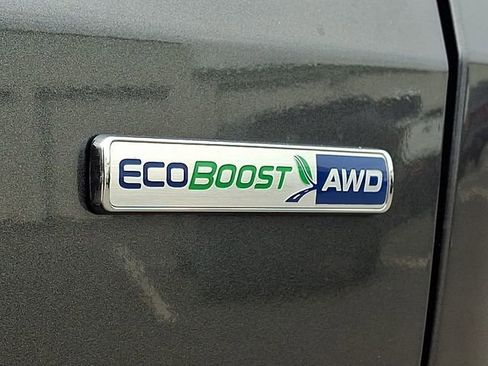 Used 2020 Ford Escape SE image 31