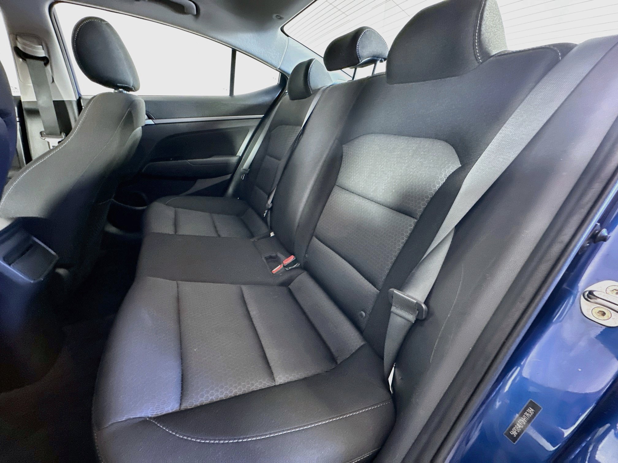 Used 2017 Hyundai Elantra Value Edition FWD image 27