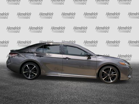 Used 2018 Toyota Camry XSE w/ Driver Assist Package FWD image 11