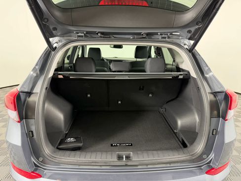 Used 2018 Hyundai Tucson Value w/ Cargo Package image 15
