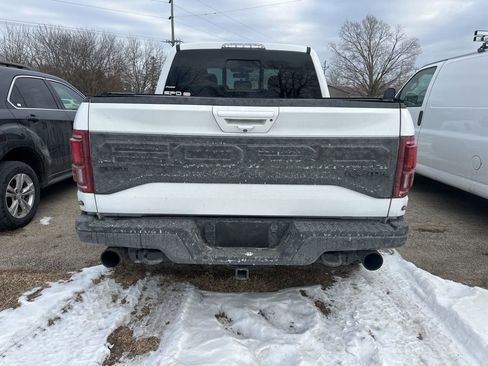 Used 2018 Ford F150 Raptor w/ Equipment Group 802A Luxury image 12
