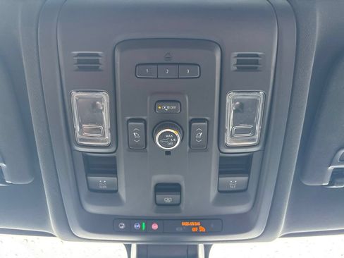 Used 2022 Chevrolet Tahoe LT w/ LT Signature Package AWD/4WD image 74