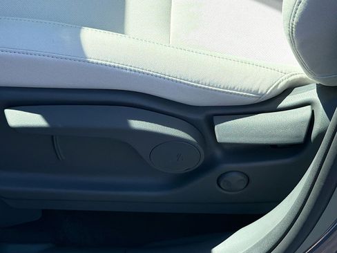 New 2026 Hyundai Santa Fe SE image 24