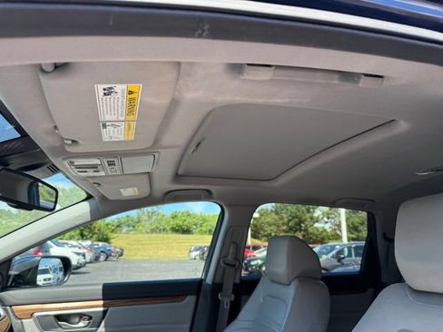 Used 2017 Honda CR-V Touring image 9