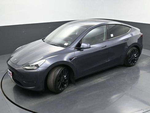 Used 2022 Tesla Model Y Performance AWD/4WD image 29