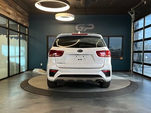 Used 2019 Kia Sorento SX w/ SX Touring Package AWD/4WD image 4