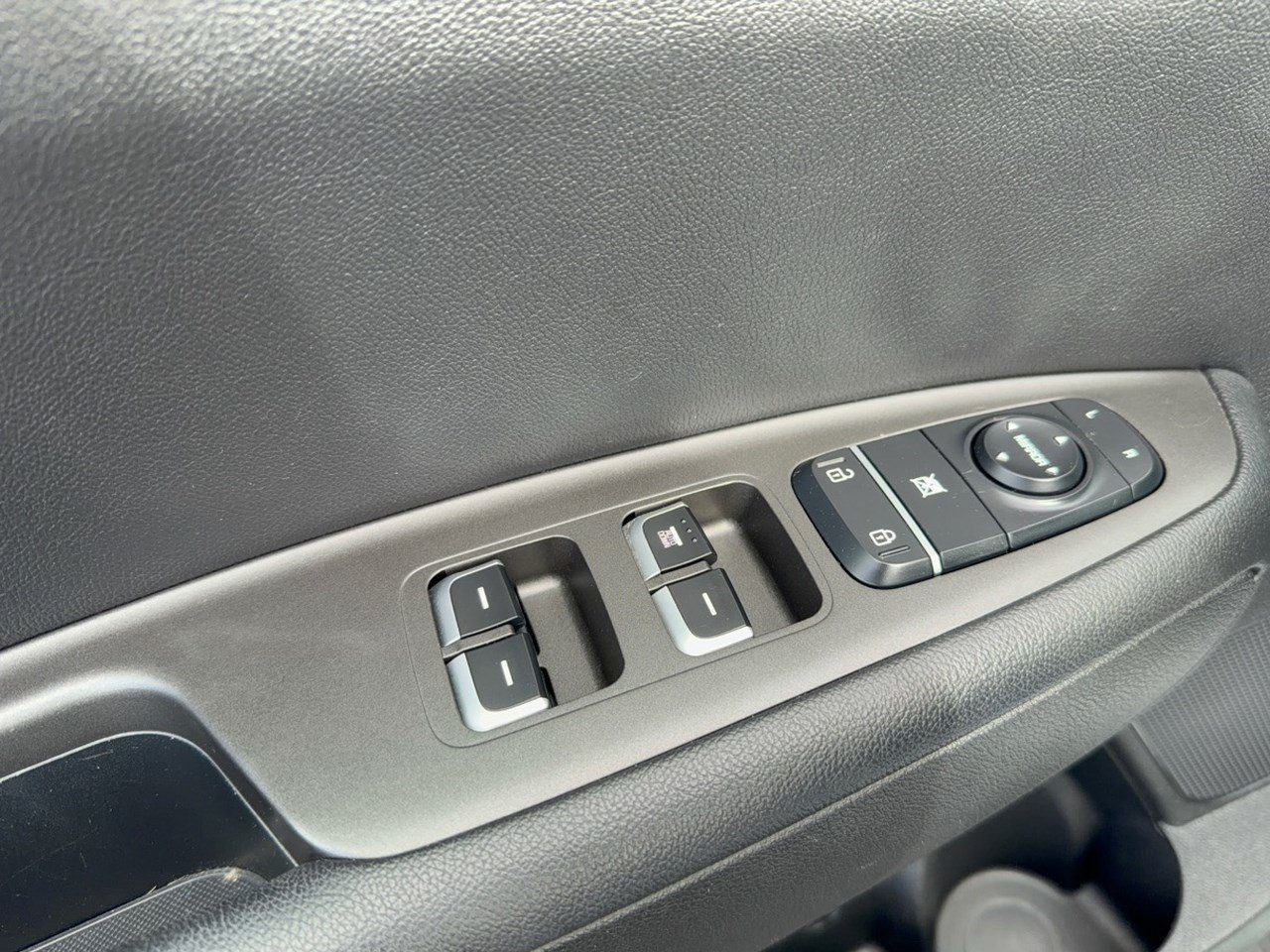 Used 2016 Kia Optima LX FWD image 15