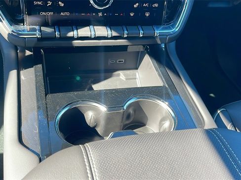 New 2026 GMC Yukon Elevation image 19