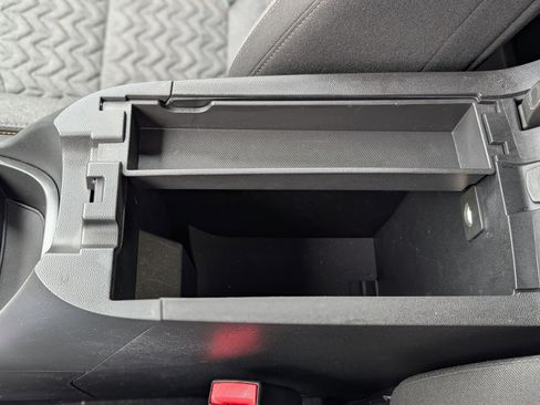 Used 2022 Chevrolet Equinox LT image 26