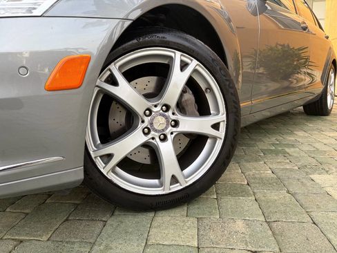 Used 2013 Mercedes-Benz S 550 image 3