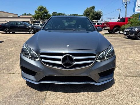 Used 2016 Mercedes-Benz E 350 4MATIC Sedan w/ Premium Package image 2