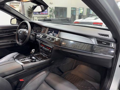 Used 2015 BMW 750Li xDrive w/ M Sport Edition AWD/4WD image 61