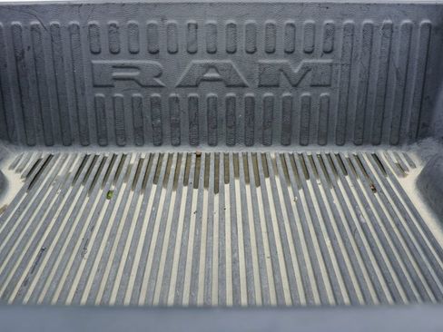 Used 2023 RAM 1500 Big Horn AWD/4WD image 9