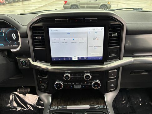 Used 2023 Ford F150 Lariat image 21