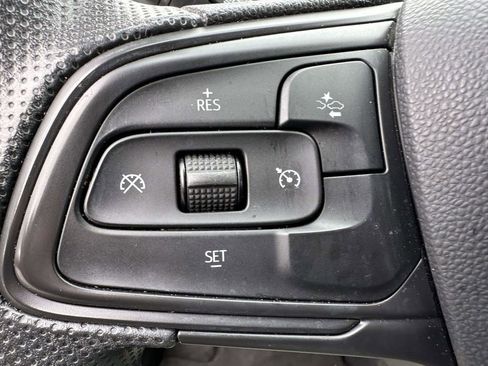 Used 2024 Buick Envista Preferred image 31